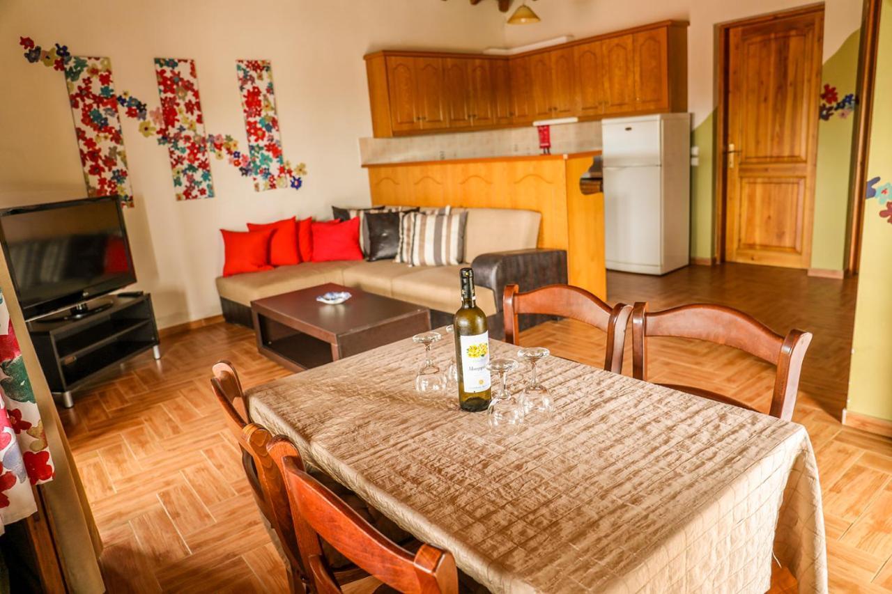 Sunset Studios & Apartments Koukounaries Luaran gambar